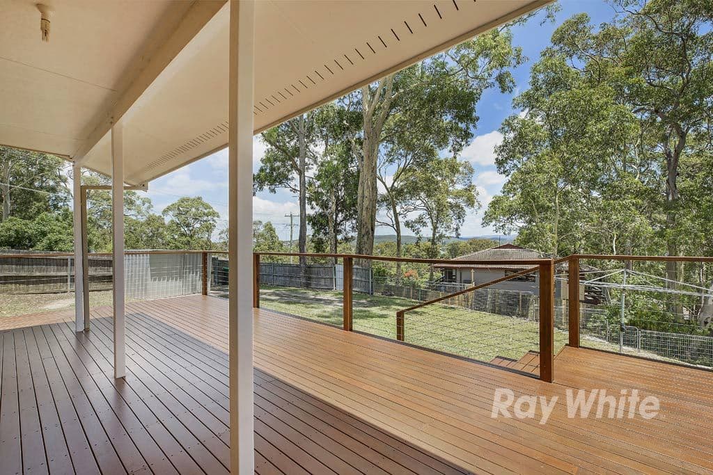 2 Glen Mitchell Street, Bolton Point - Thumbnail 2