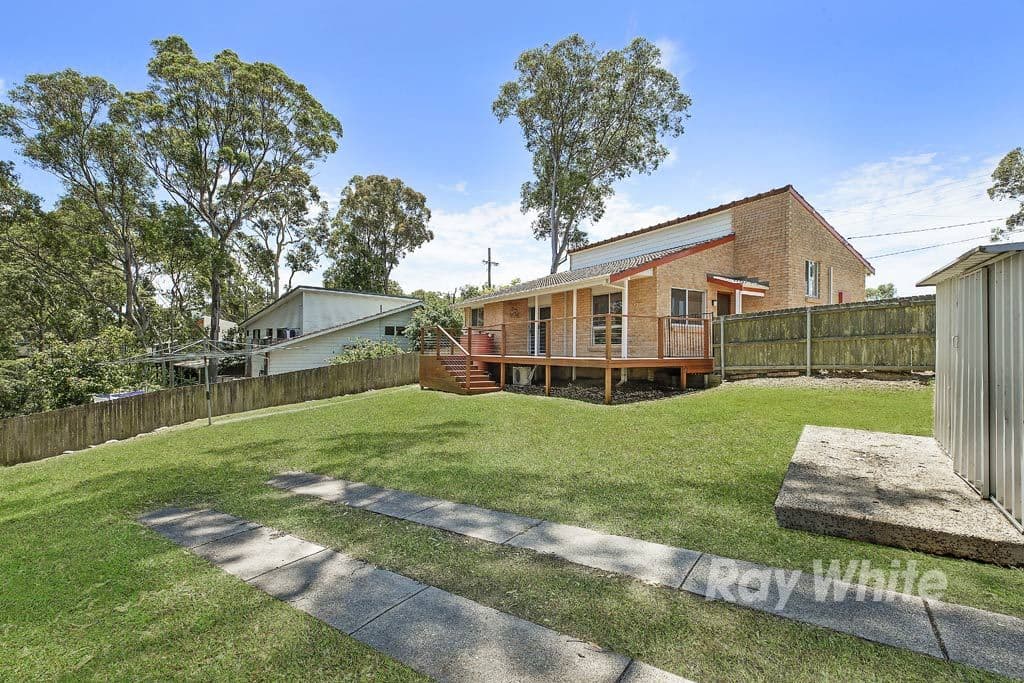 2 Glen Mitchell Street, Bolton Point - Thumbnail 3