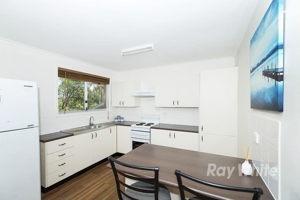 2 Glen Mitchell Street, Bolton Point - Thumbnail 5