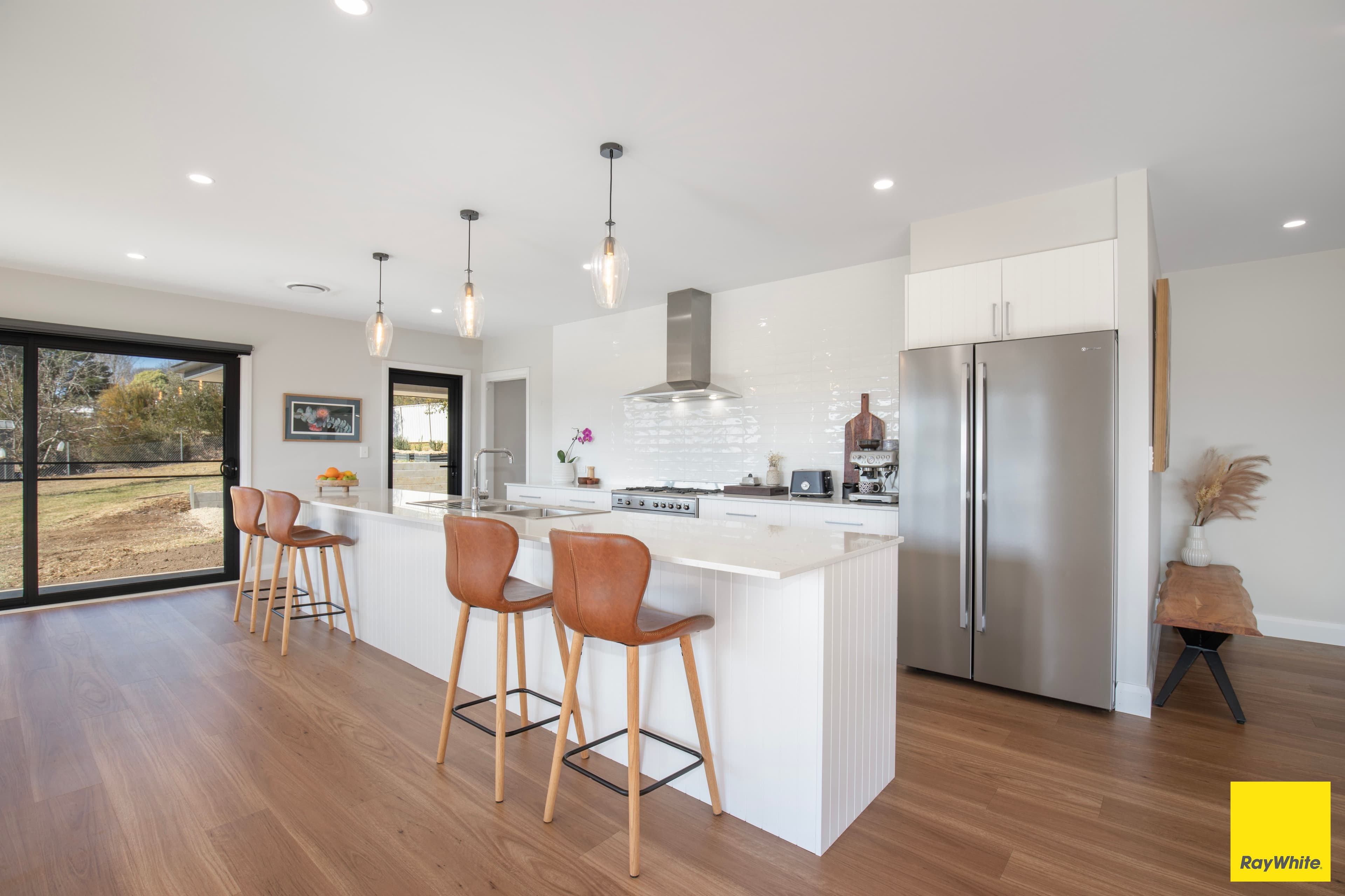 11 Belinda Place, Armidale NSW 2350, Armidale - Thumbnail 2