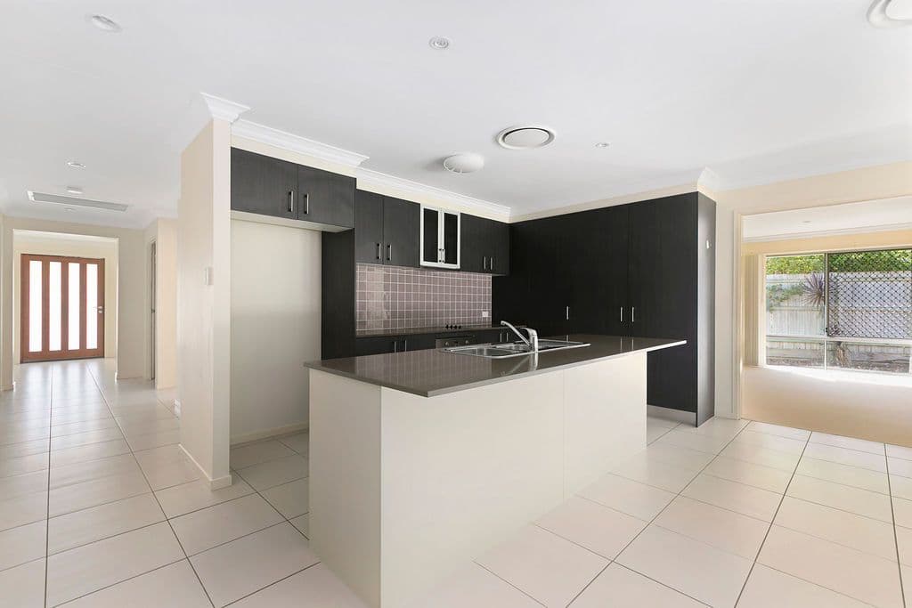 7 Adare Close, Peregian Springs QLD 4573, Peregian Springs - Thumbnail 3