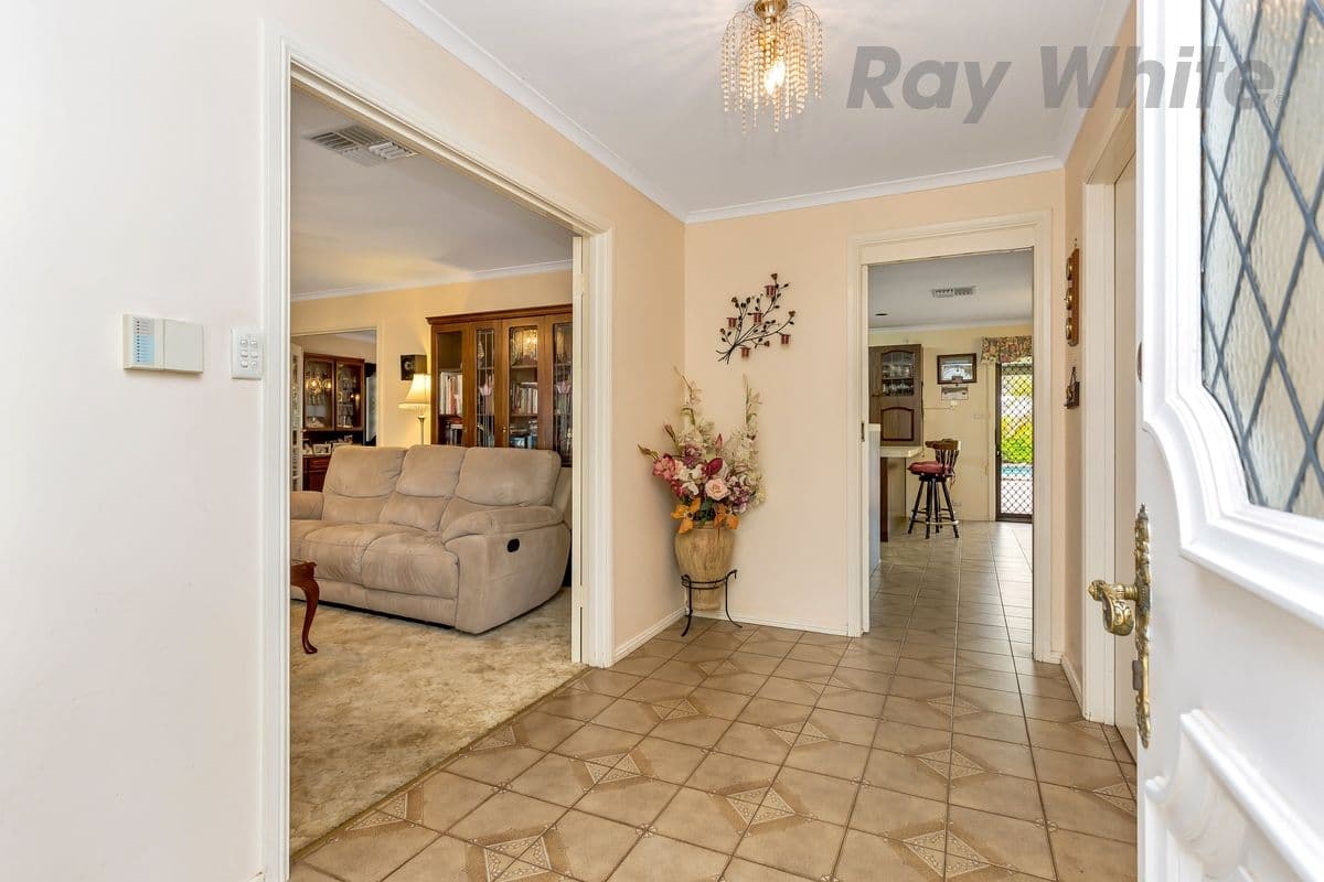 8 Cockshell Drive, Gawler East SA 5118, Gawler East - Thumbnail 4