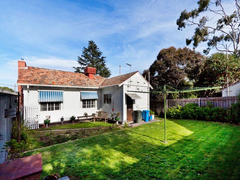 9 Summit Avenue, HAMPTON EAST VIC 3188, Hampton East - Thumbnail 2