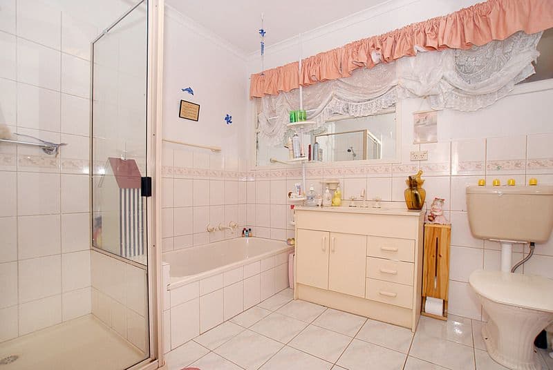 14 Rome Beauty Avenue, THE BASIN VIC 3154, The Basin - Thumbnail 4