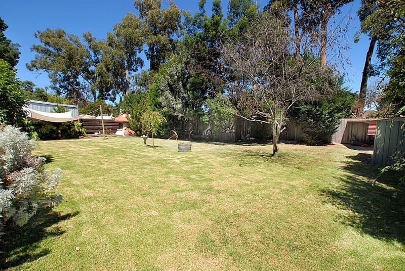 14 Rome Beauty Avenue, THE BASIN VIC 3154, The Basin - Thumbnail 5