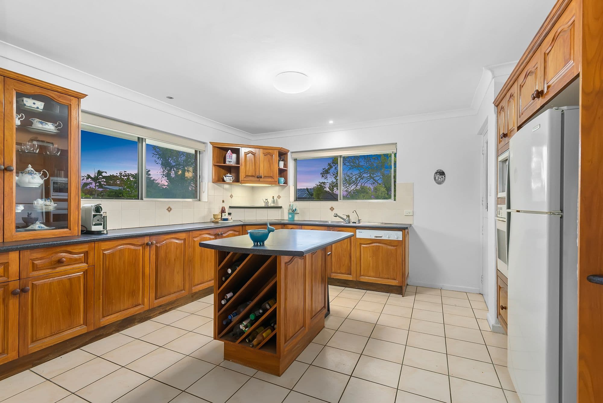 5 Larwood Street, Upper Mount Gravatt QLD 4122, Upper Mount Gravatt - Thumbnail 4