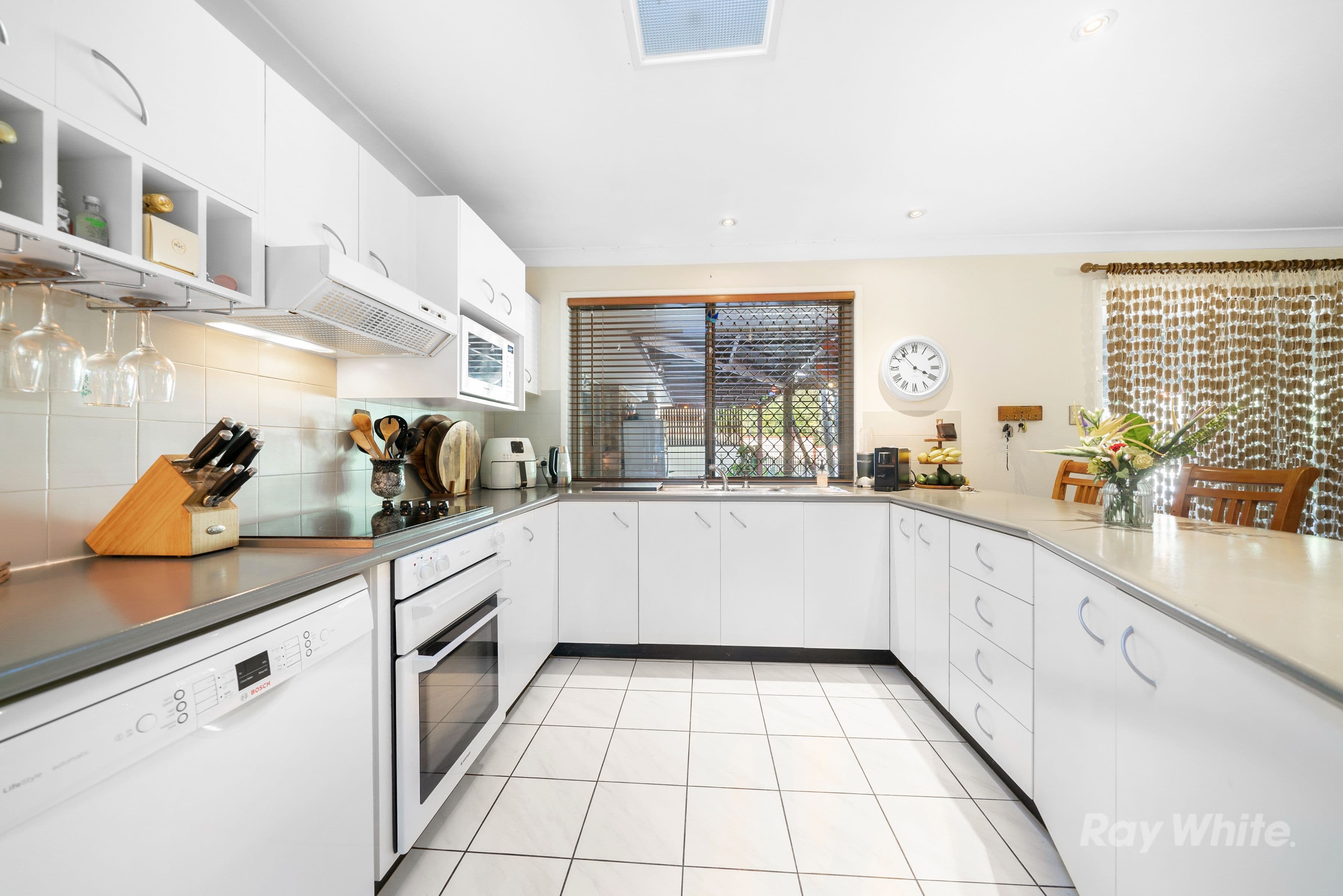 65 Gordonia Drive, Regents Park QLD 4118, Regents Park - Thumbnail 3