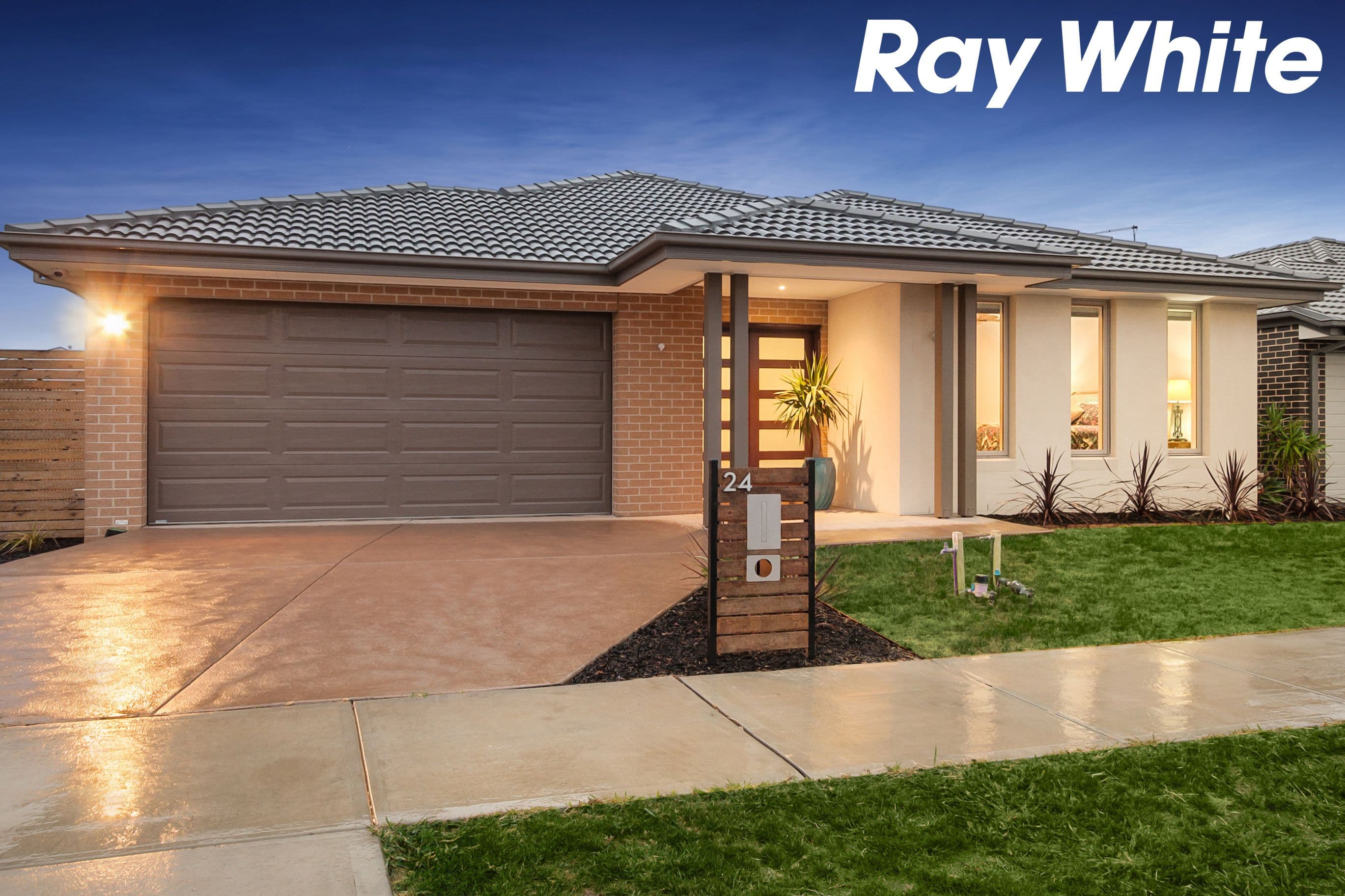 24 Lucy Crescent, Officer VIC 3809, Officer - Image 1