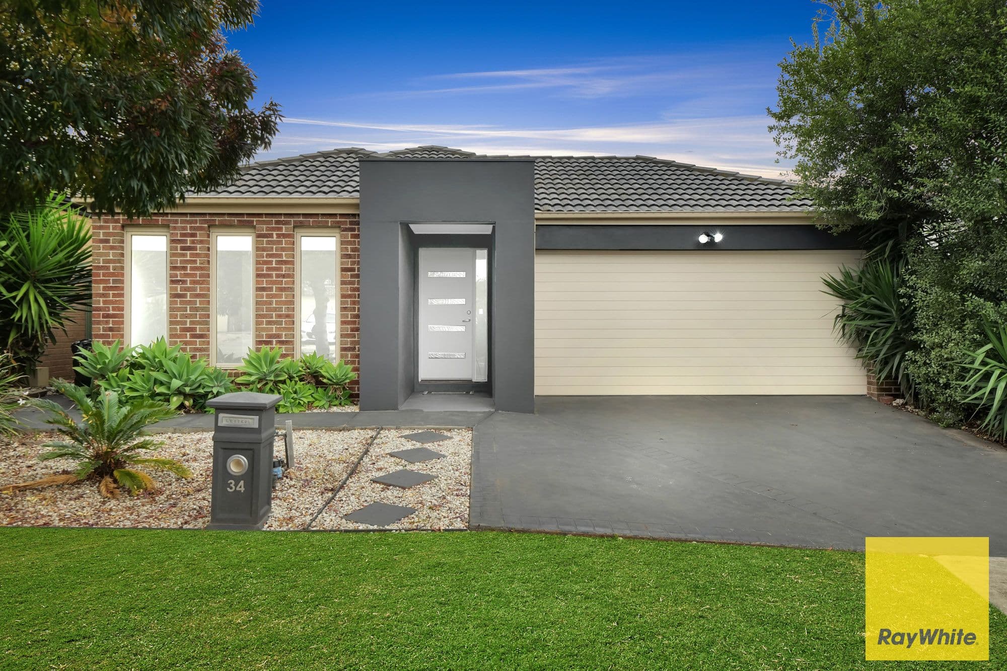 34 Dahlia Drive, Caroline Springs VIC 3023, Caroline Springs - Image 1
