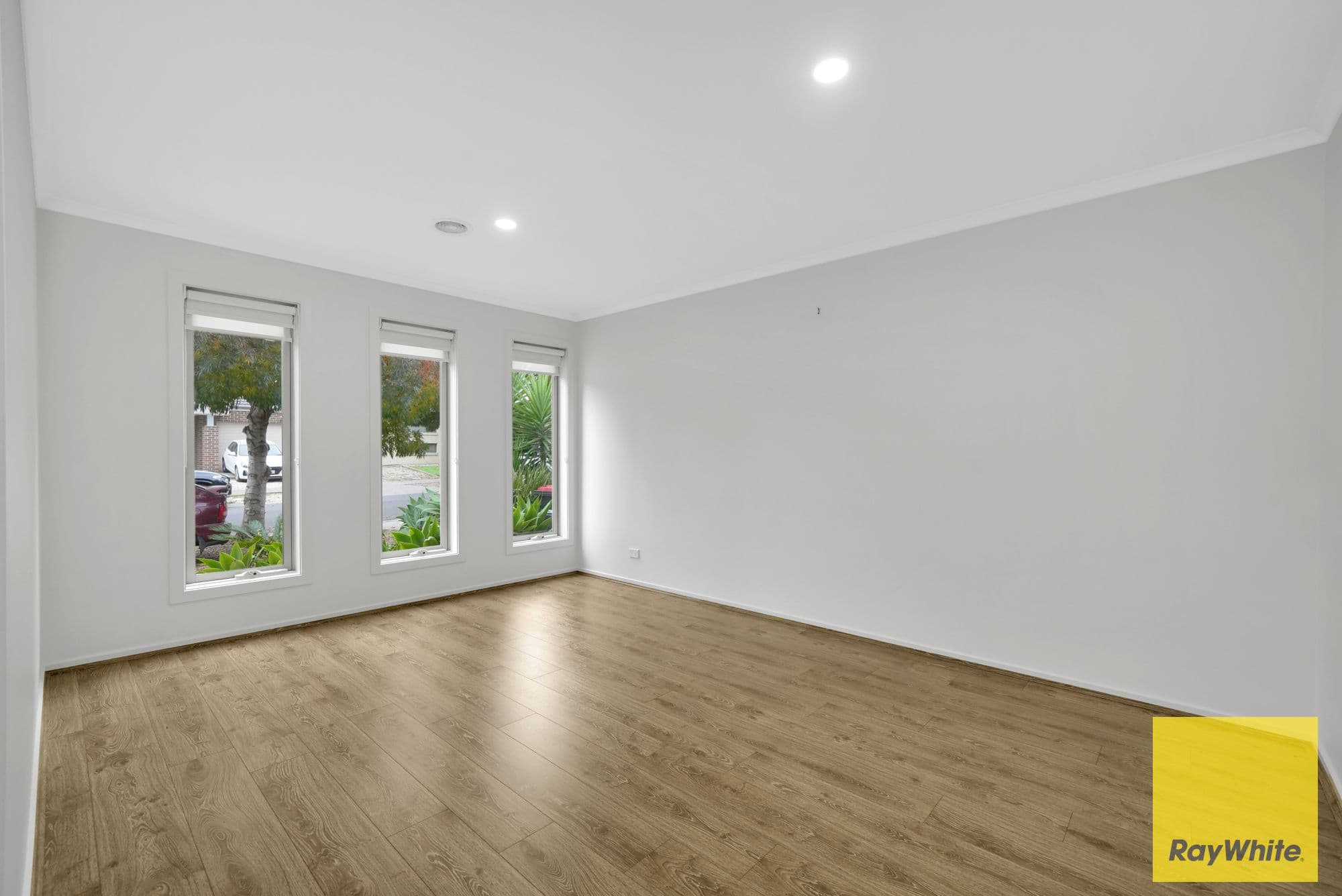 34 Dahlia Drive, Caroline Springs VIC 3023, Caroline Springs - Thumbnail 6