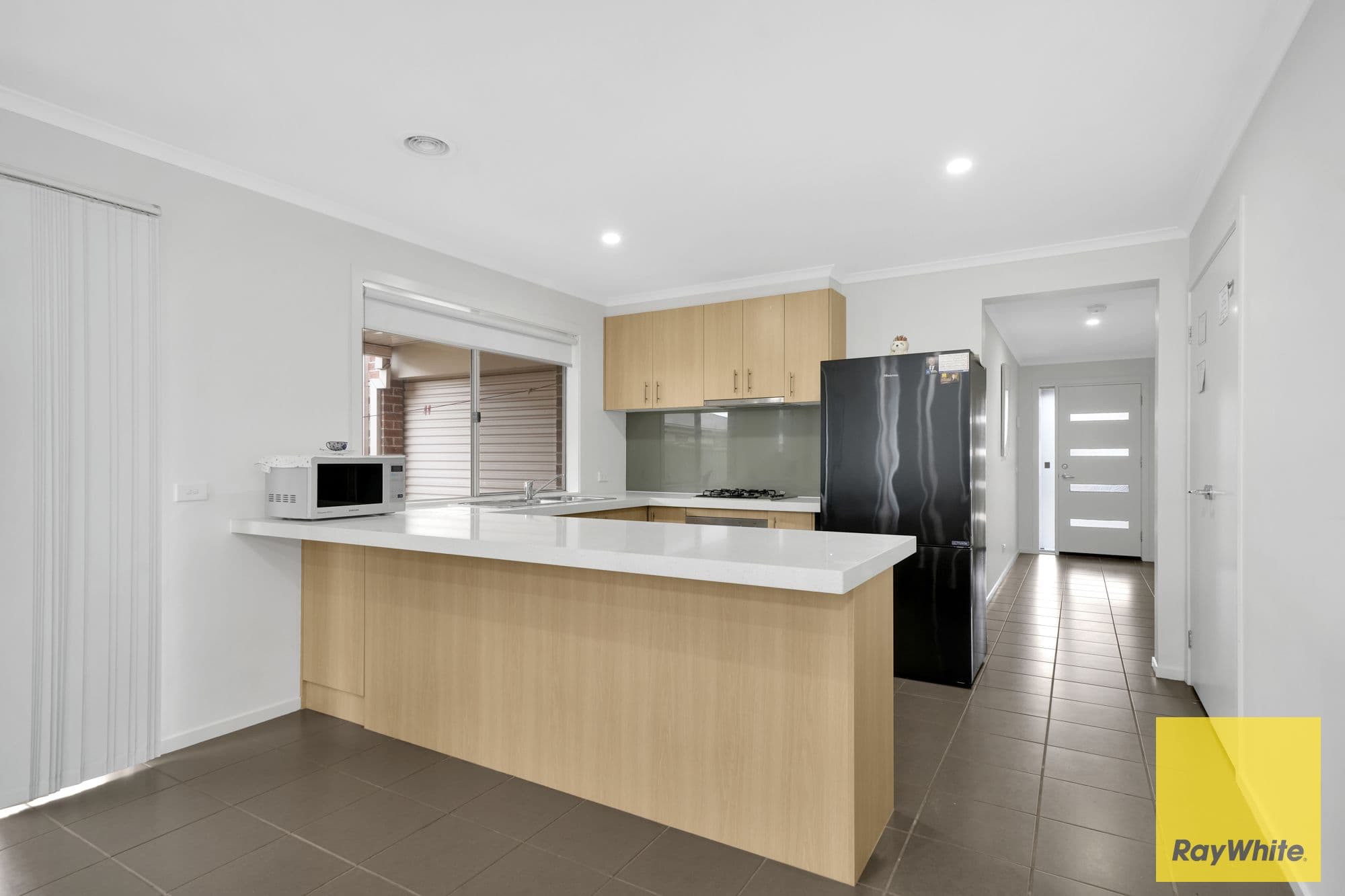 34 Dahlia Drive, Caroline Springs VIC 3023, Caroline Springs - Thumbnail 8