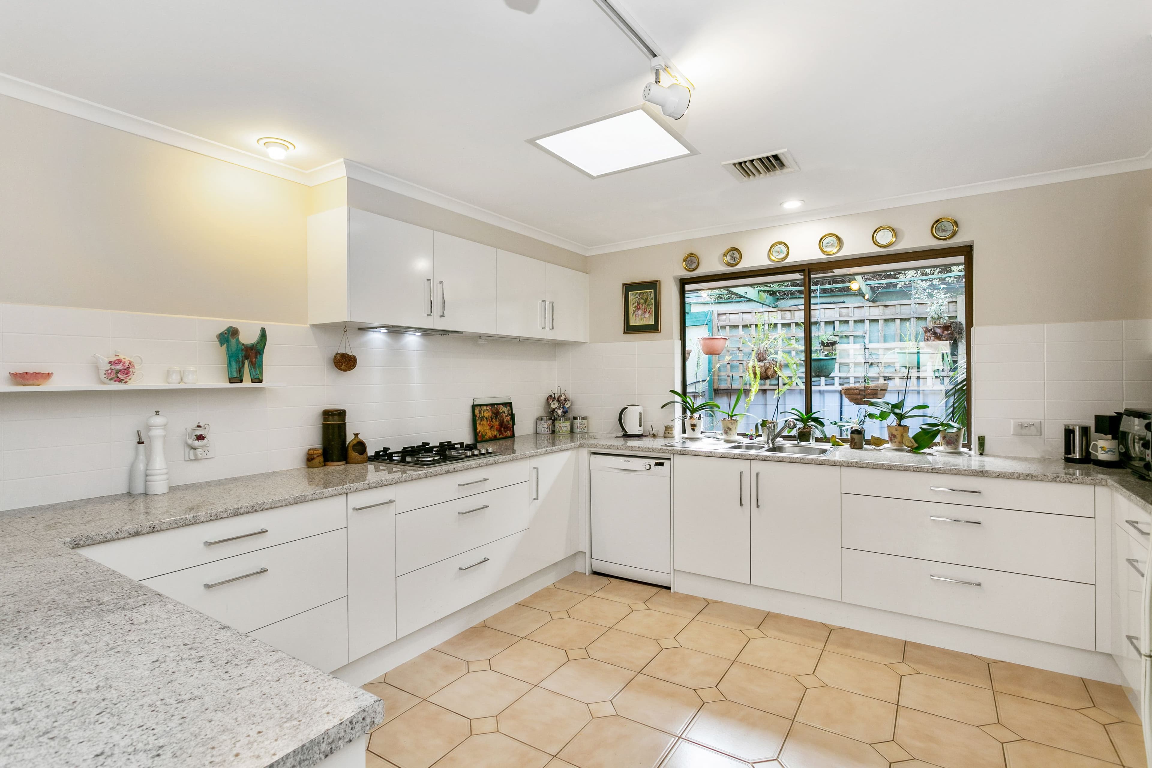 10 Cassia Court, Aberfoyle Park SA 5159, Aberfoyle Park - Thumbnail 3