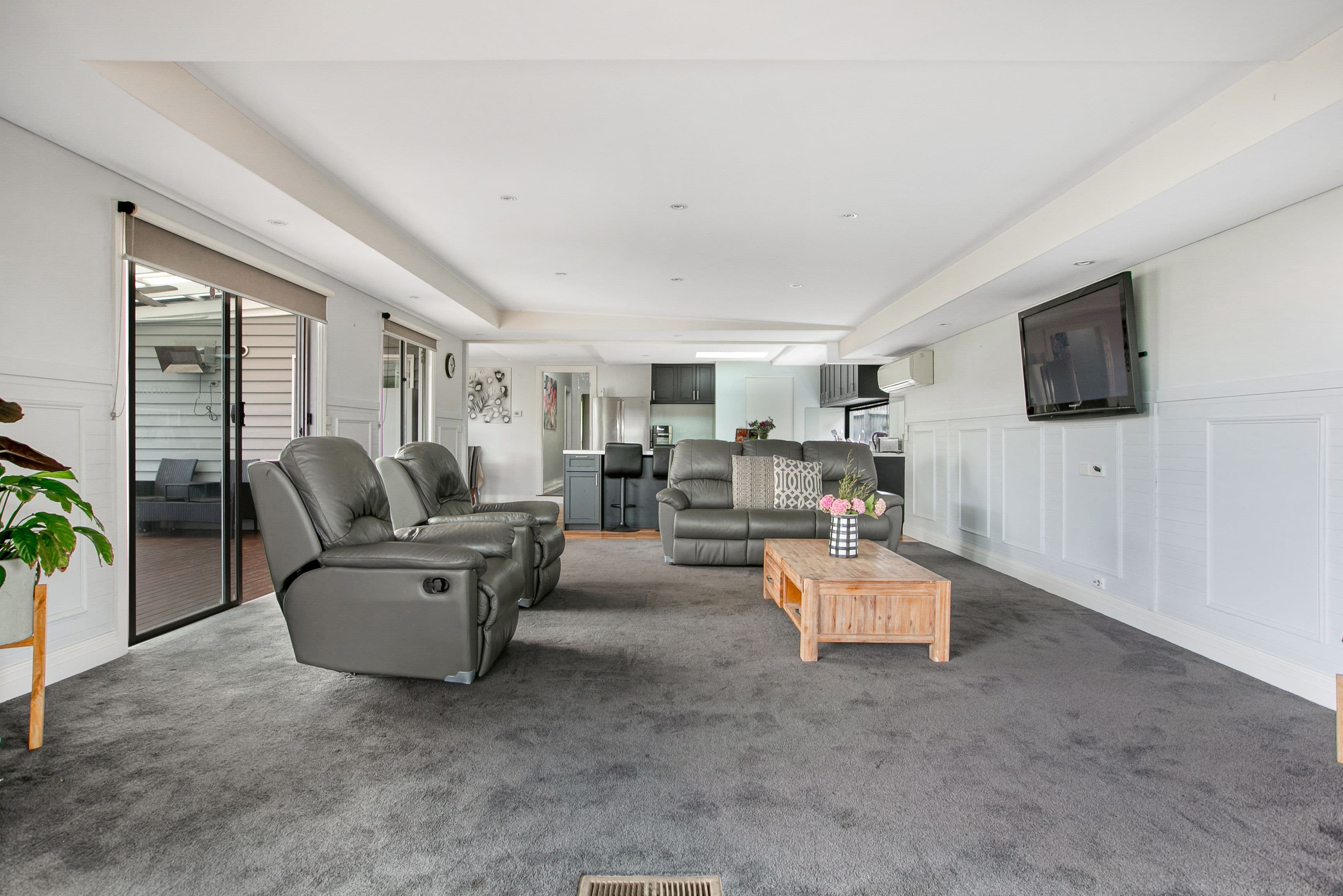 16 Maritana Avenue, Reservoir VIC 3073, Reservoir - Thumbnail 7