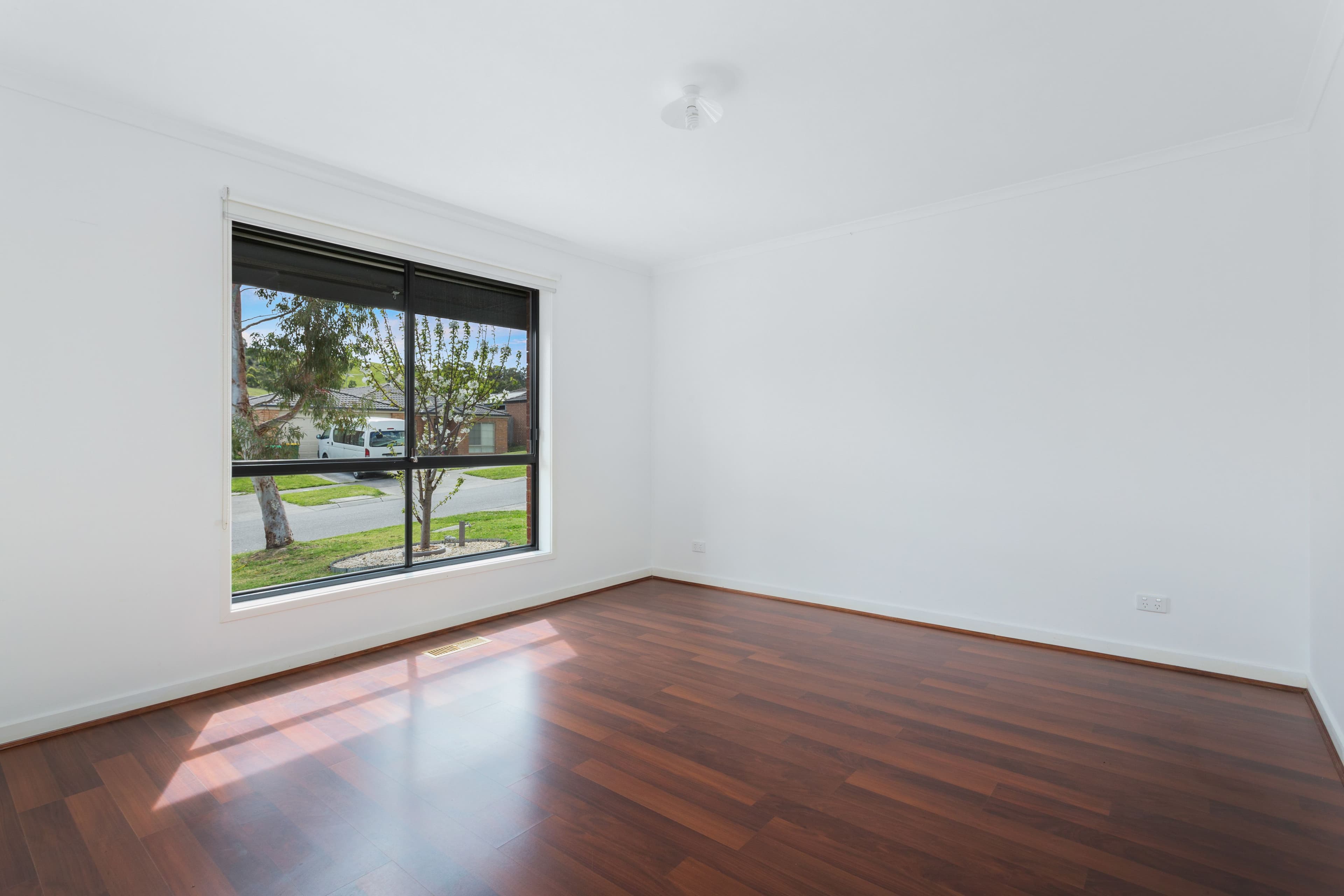 3 Dartmouth Court, Caroline Springs - Thumbnail 5