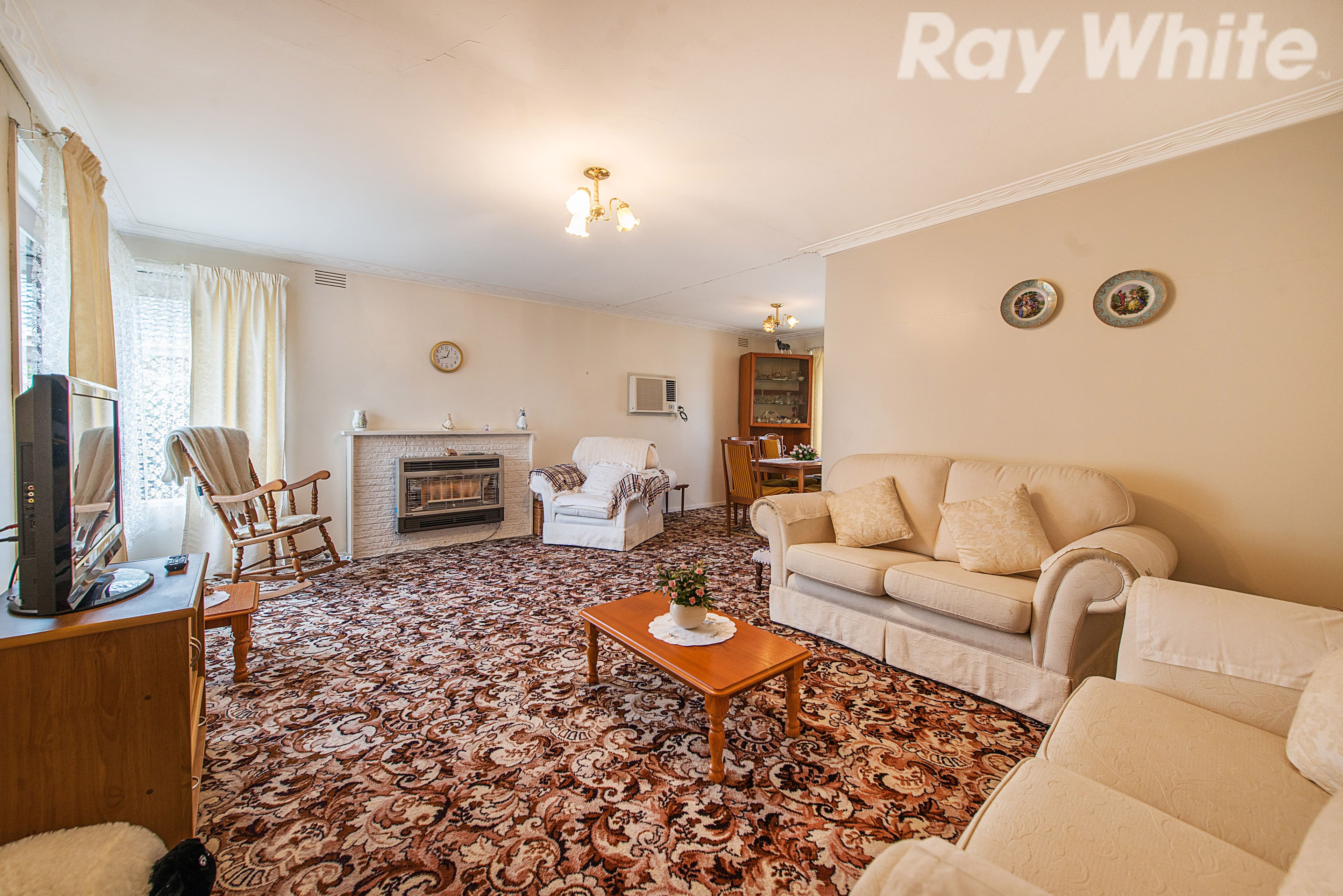 6 Collins Close, Scoresby VIC 3179, Scoresby - Thumbnail 3