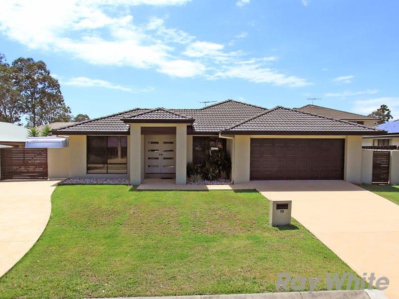 19 Matthew Street, CARSELDINE QLD 4034, Carseldine - Image 1