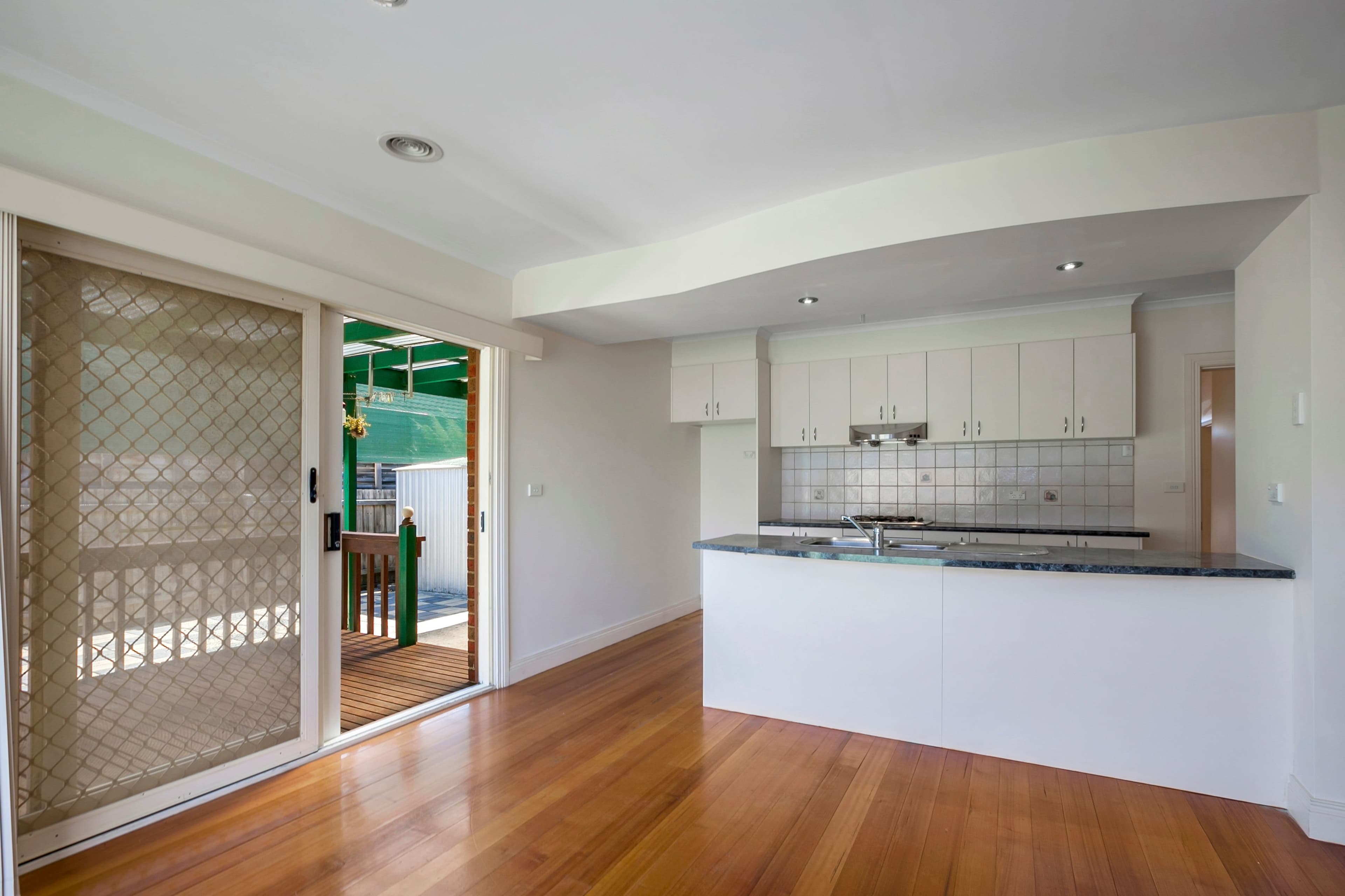 11 Nouvelle Grove, South Morang VIC 3752, South Morang - Thumbnail 4