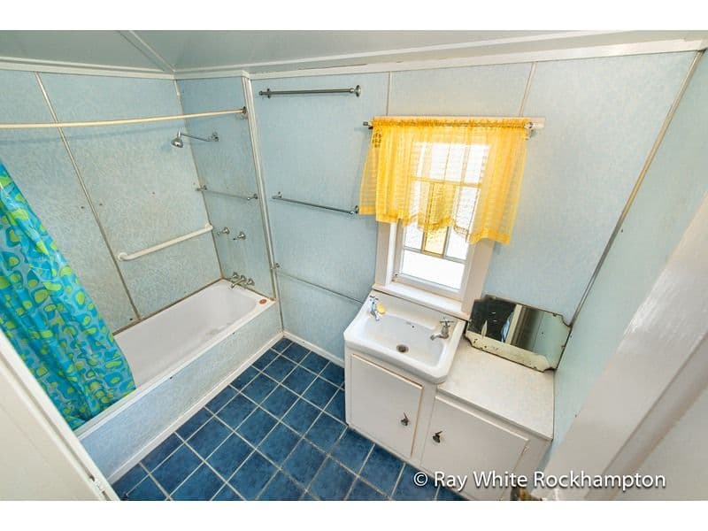 10 Marris Street, THE RANGE QLD 4700, The Range - Thumbnail 7