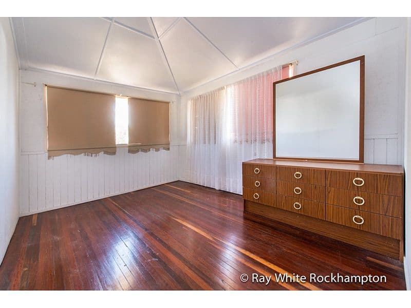 10 Marris Street, THE RANGE QLD 4700, The Range - Thumbnail 8