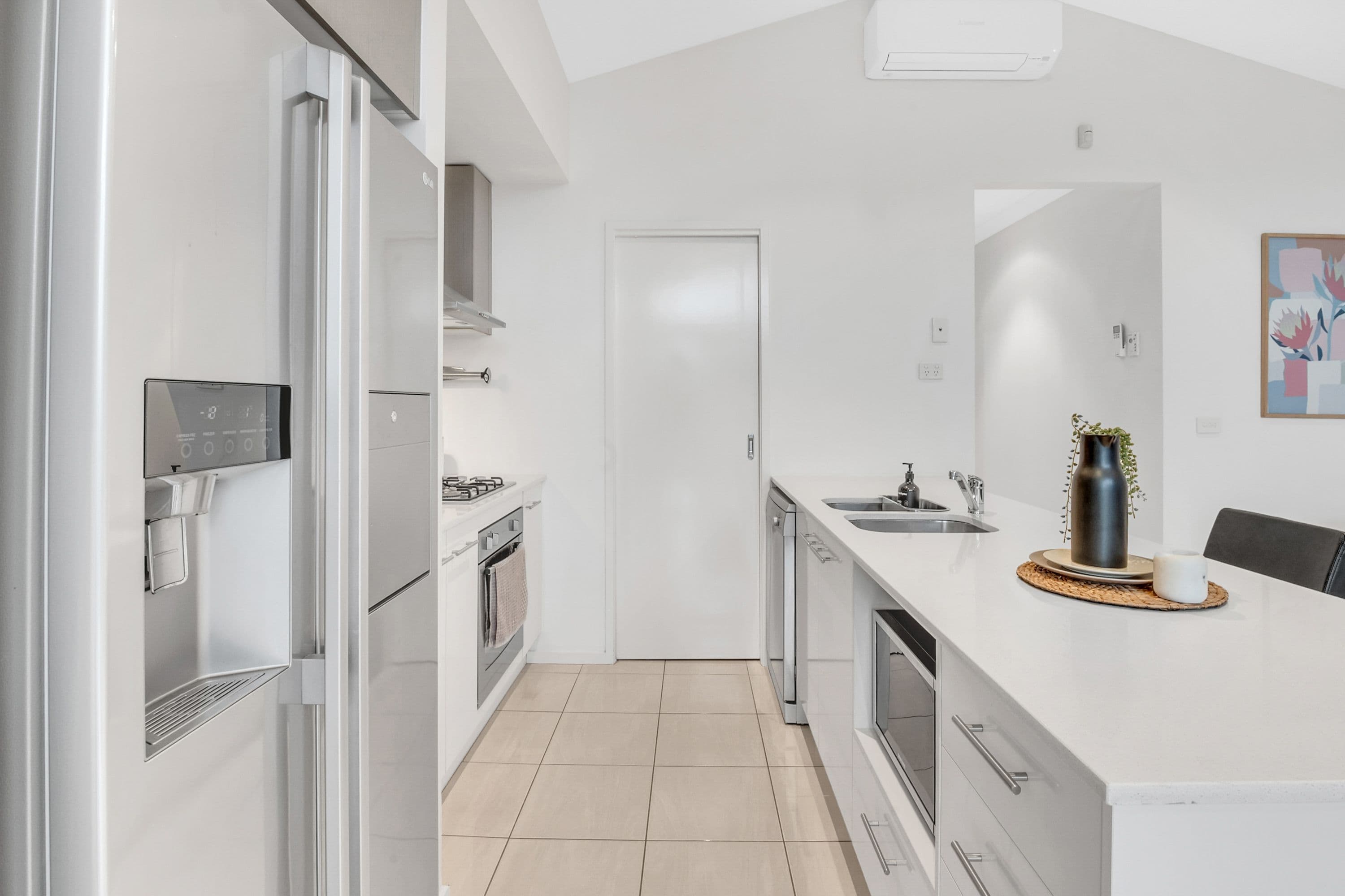 12 Viewrise Walk, Craigieburn VIC 3064, Craigieburn - Thumbnail 5