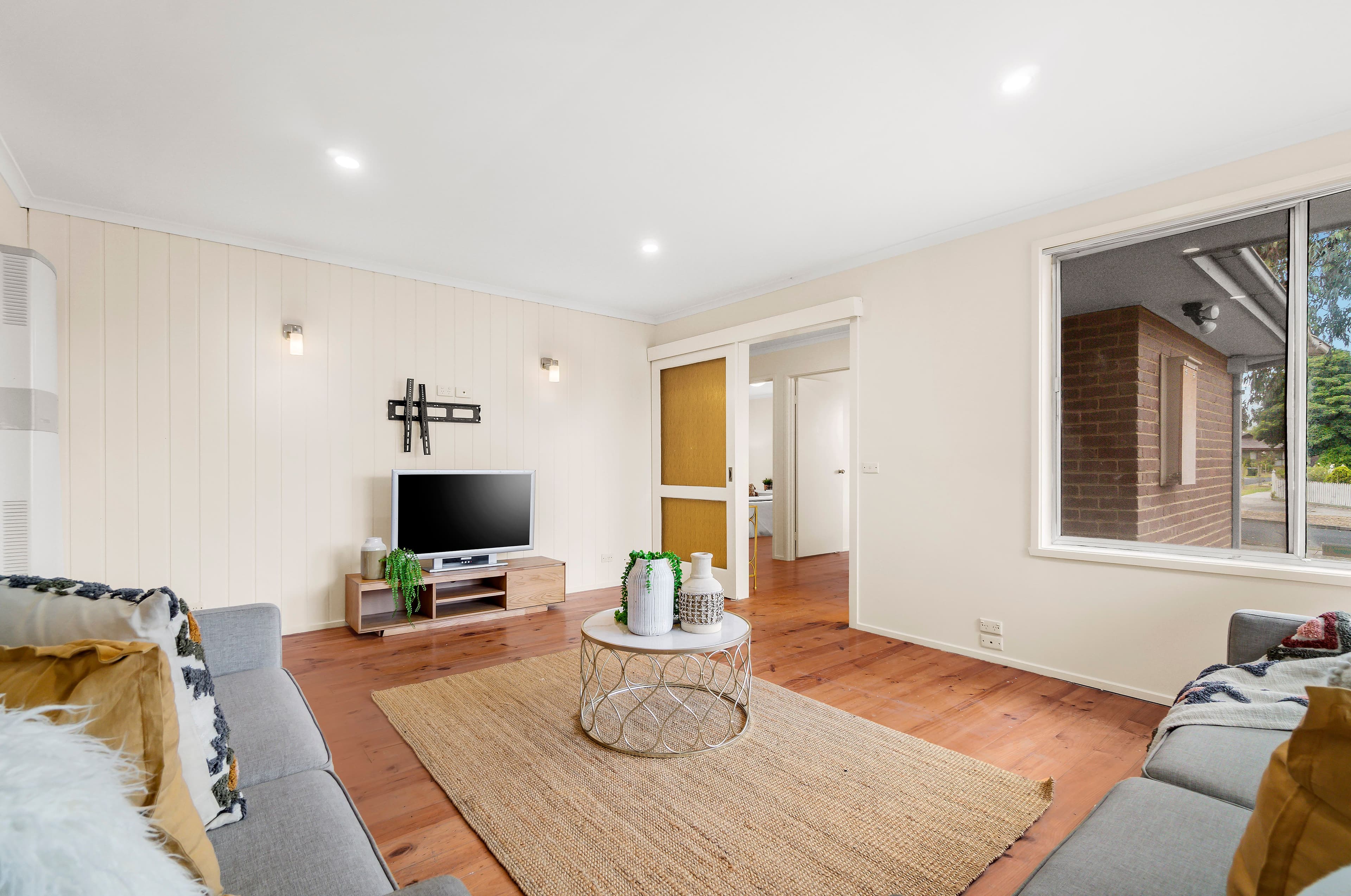 15 Higgs Avenue, Mill Park VIC 3082, Mill Park - Thumbnail 2