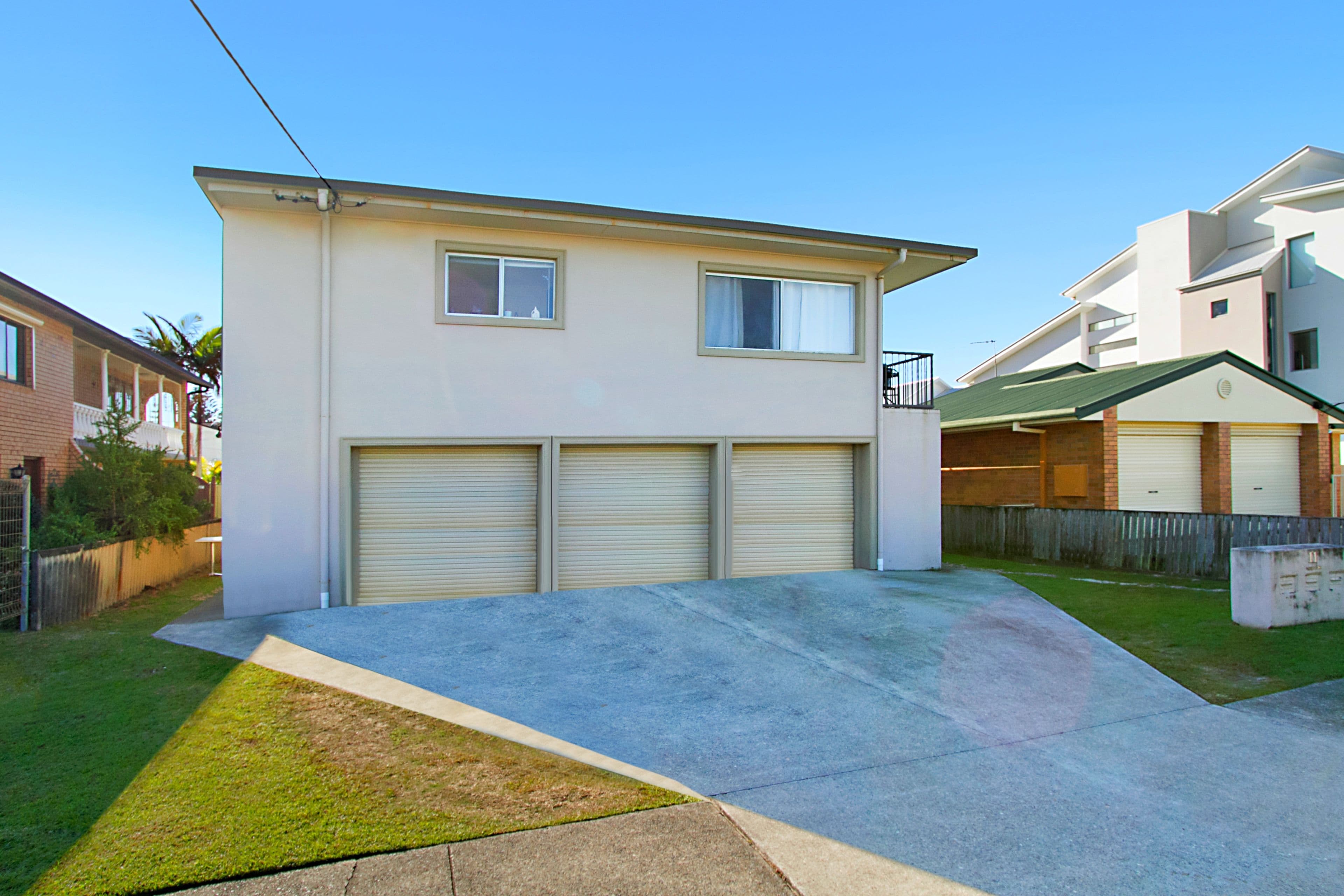 11 Hilda Street, Mermaid Beach QLD 4218, Mermaid Beach - Thumbnail 2