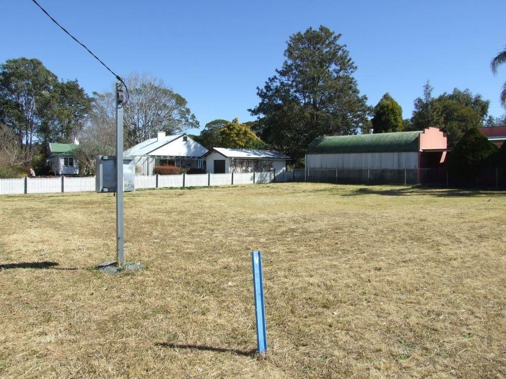 29 Toowoomba  Road, CROWS NEST QLD 4355, Crows Nest - Thumbnail 2