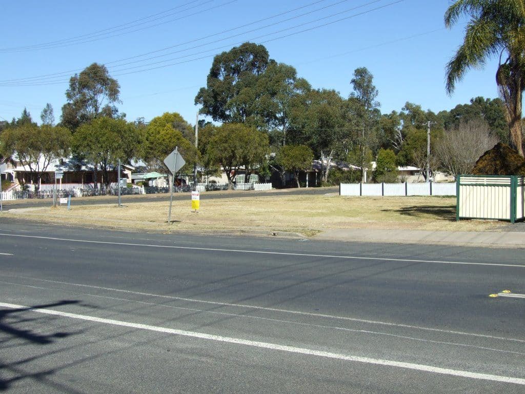 29 Toowoomba  Road, CROWS NEST QLD 4355, Crows Nest - Thumbnail 3