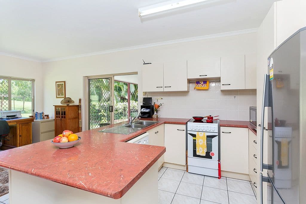 4 Shiva Close, Kuranda QLD 4881, Kuranda - Thumbnail 4