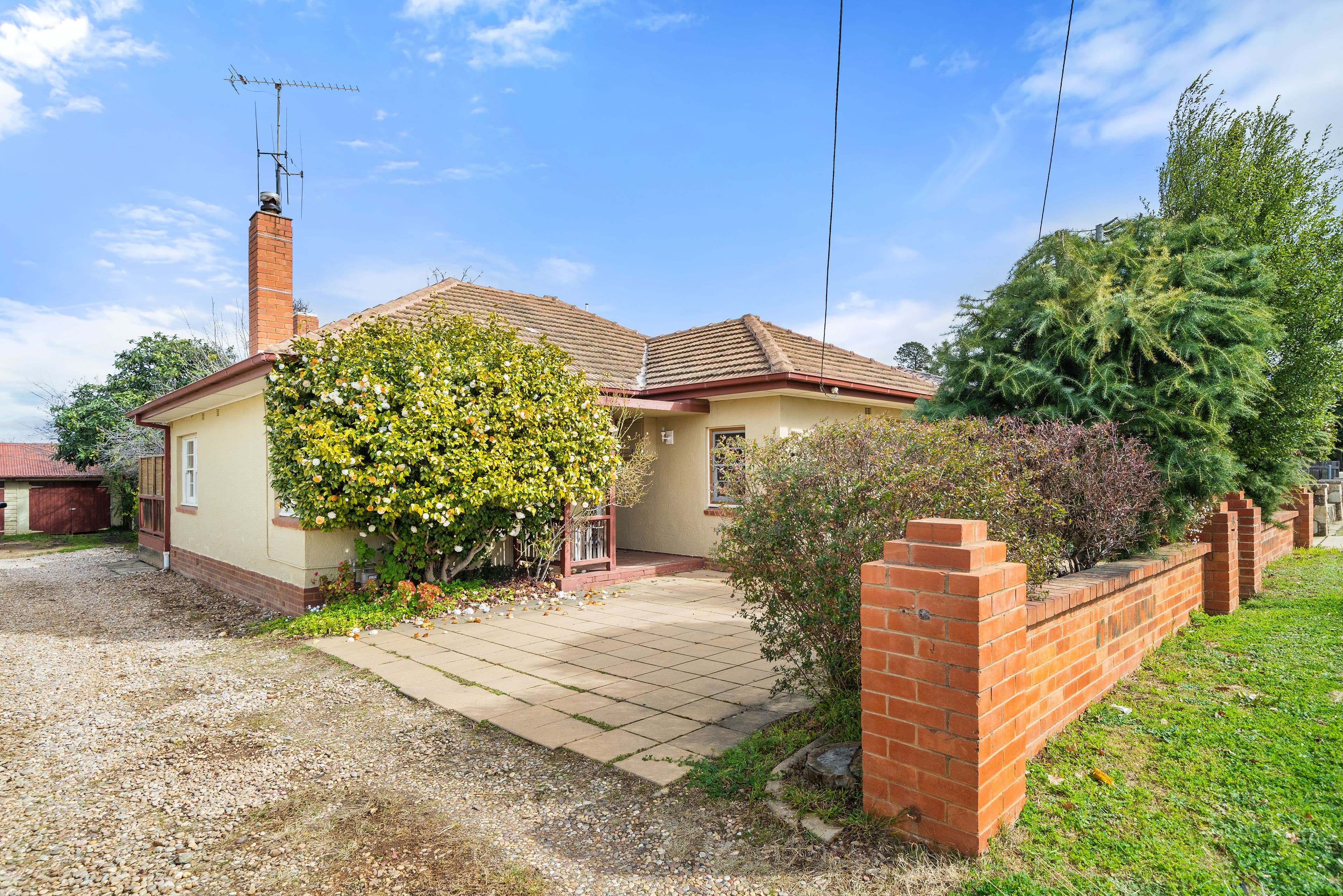 18 Morton Street, Queanbeyan NSW 2620, Queanbeyan - Image 1
