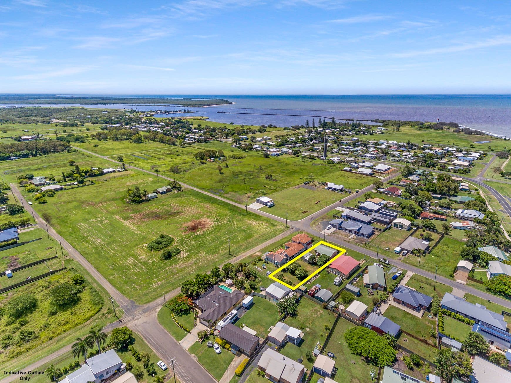 10 Young Street, Burnett Heads QLD 4670, Burnett Heads - Thumbnail 5