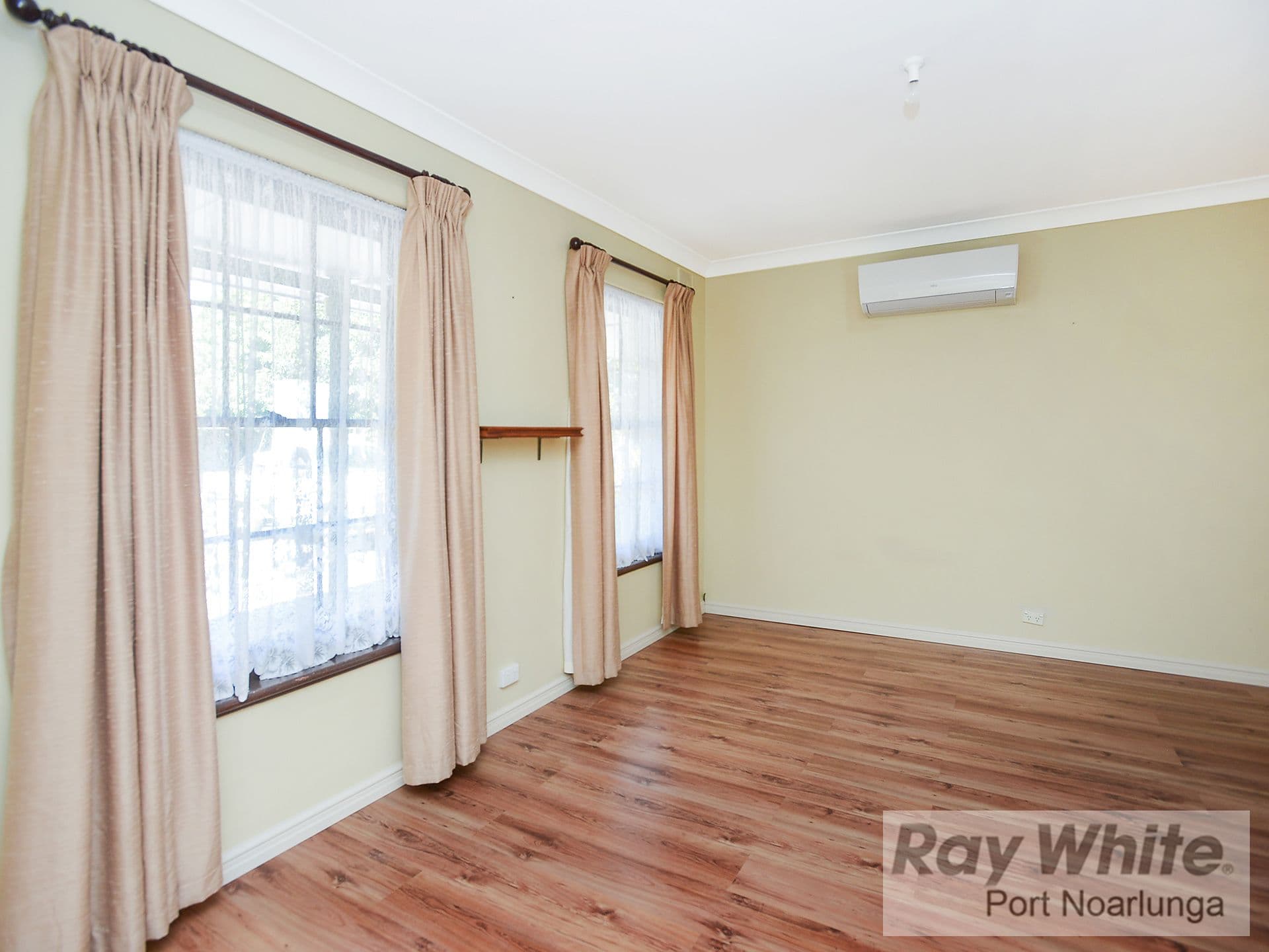 3 Paterson Drive, Hackham SA 5163, Hackham - Thumbnail 2
