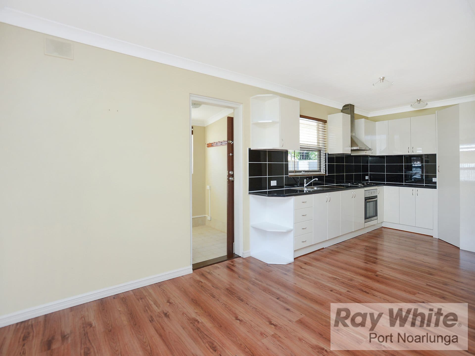 3 Paterson Drive, Hackham SA 5163, Hackham - Thumbnail 4