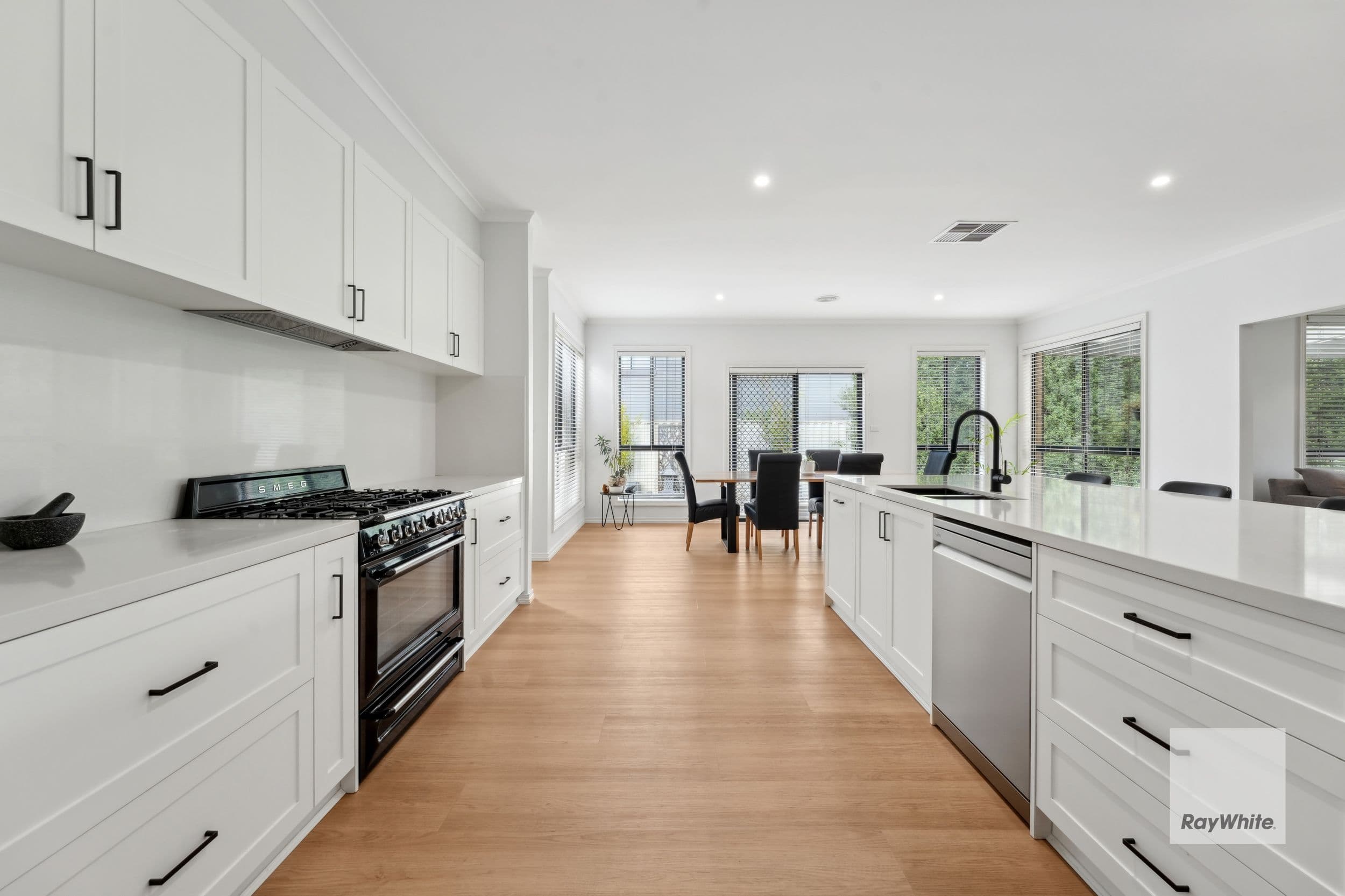 5 Wales Court, Hillside VIC 3037, Hillside - Thumbnail 8