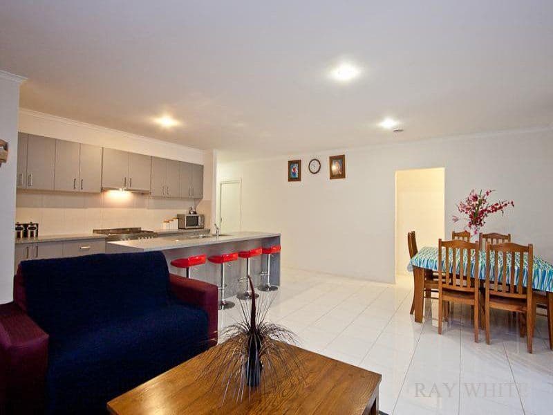 63 SABEL Drive, CRANBOURNE NORTH VIC 3977, Cranbourne North - Thumbnail 5