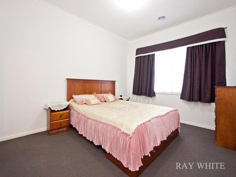 63 SABEL Drive, CRANBOURNE NORTH VIC 3977, Cranbourne North - Thumbnail 8