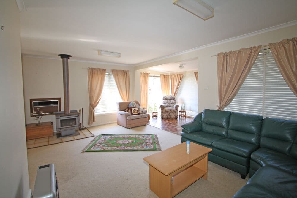 48 Duralla Street, Bungendore NSW 2621, Bungendore - Thumbnail 2