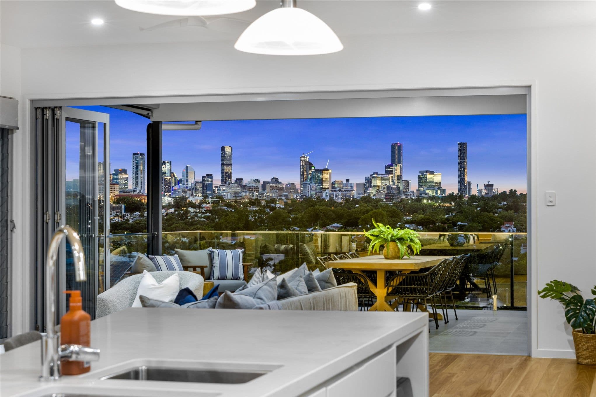 27 Dalrymple Street, Wilston QLD 4051, Wilston - Thumbnail 2