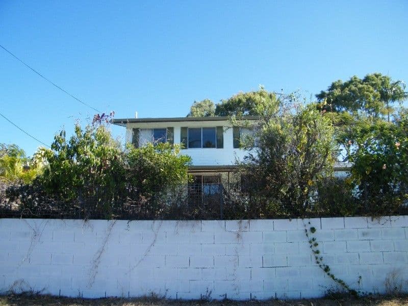 11 Pelican Street, SLADE POINT QLD 4740, Slade Point - Image 1