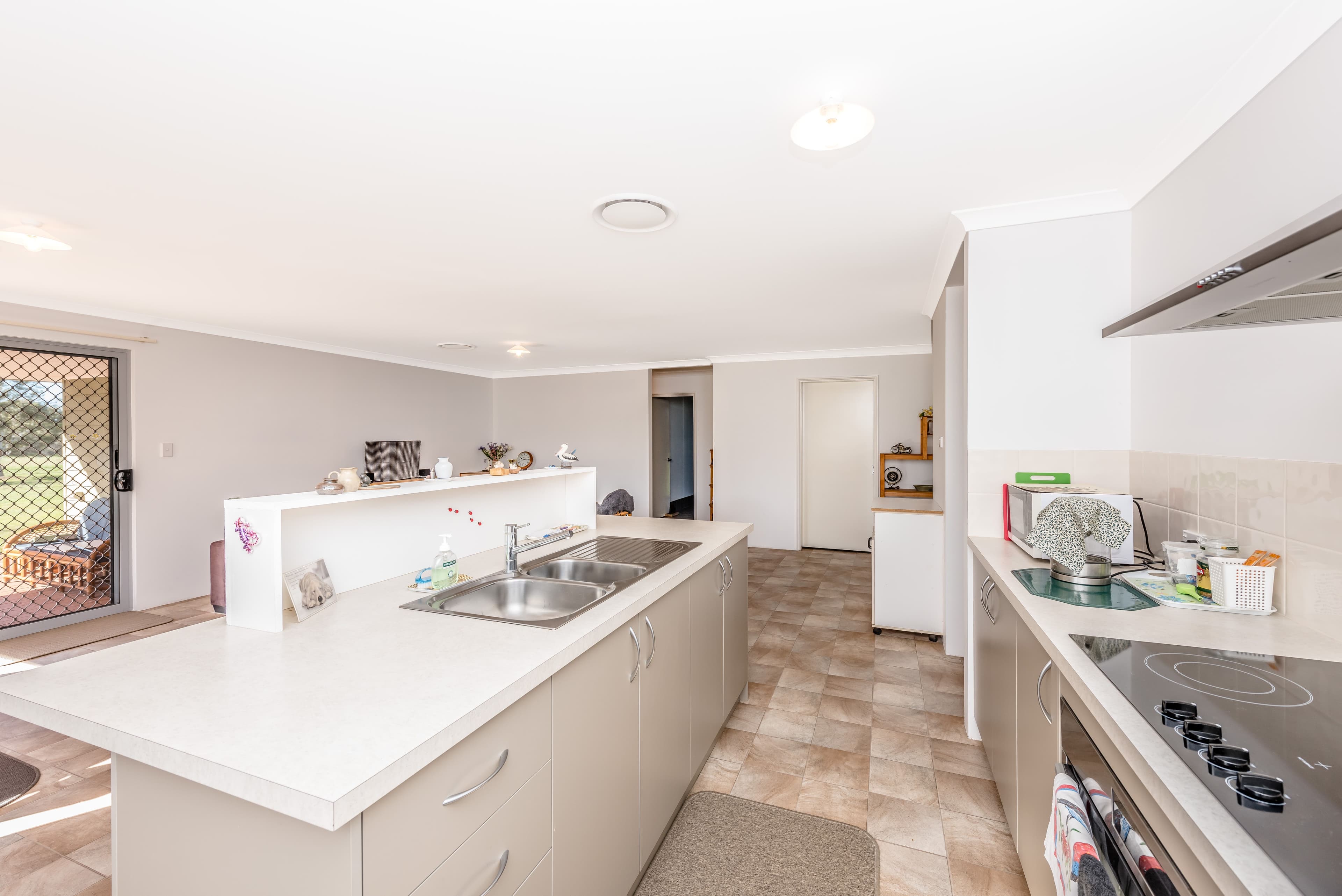 26729 Midlands Road, Irwin WA 6525, Irwin - Thumbnail 3