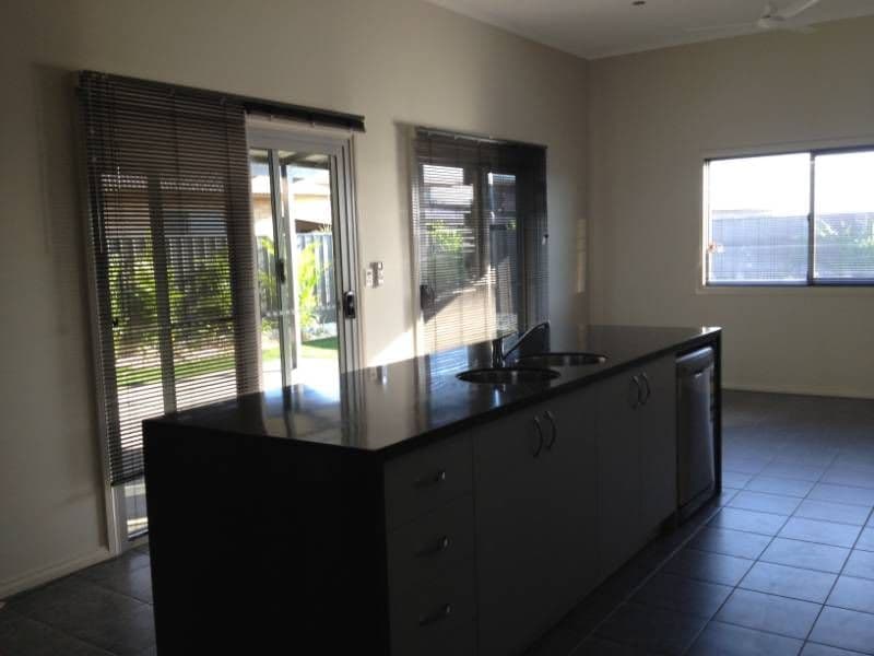 32 Rothschild Loop, KARRATHA WA 6714, Karratha - Thumbnail 2