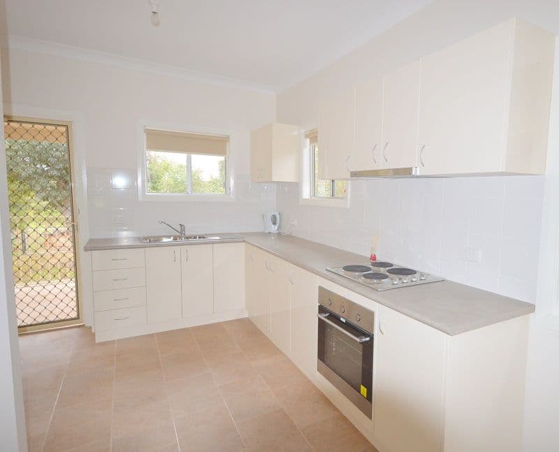 19 Lyall Street, Cowra NSW 2794, Cowra - Thumbnail 3