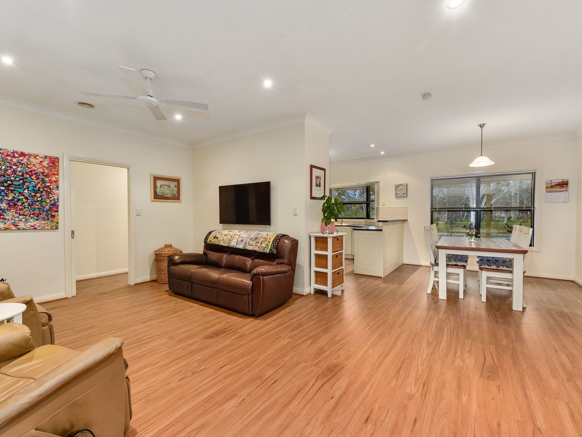 136 Victoria Parade, Bordertown SA 5268, Bordertown - Thumbnail 4