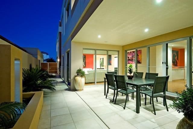 2541 Gracemere Circuit, HOPE ISLAND QLD 4212, Hope Island - Image 1