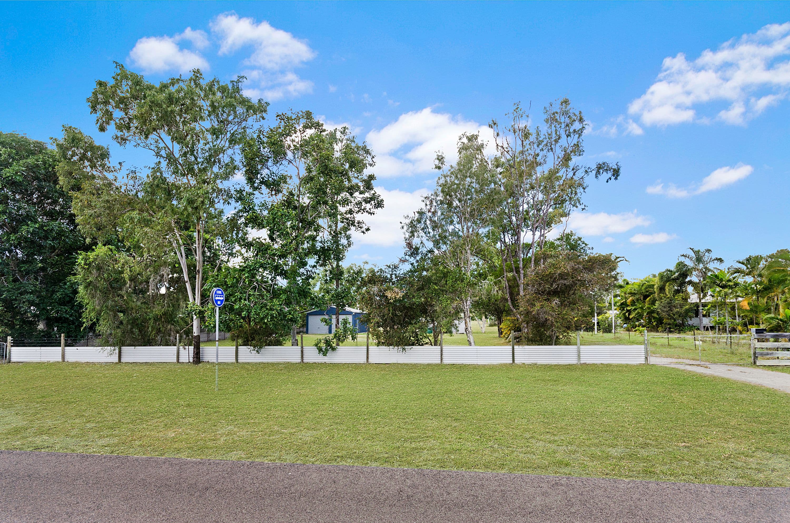 25 Heferen Crescent, Black River QLD 4818, Black River - Thumbnail 2