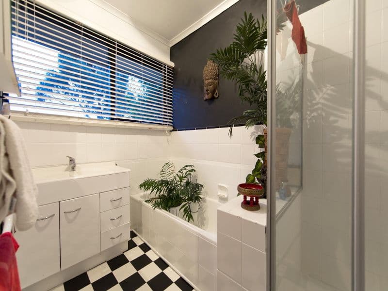 35 Wallace Avenue, Frankston VIC 3199, Frankston - Thumbnail 7
