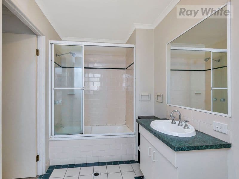 6 Rosegum Place, Redbank Plains QLD 4301, Redbank Plains - Thumbnail 3