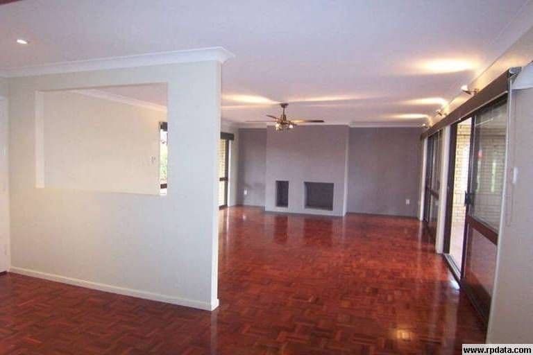 34 Narelle Crescent, ROCHEDALE SOUTH QLD 4123, Rochedale South - Thumbnail 3