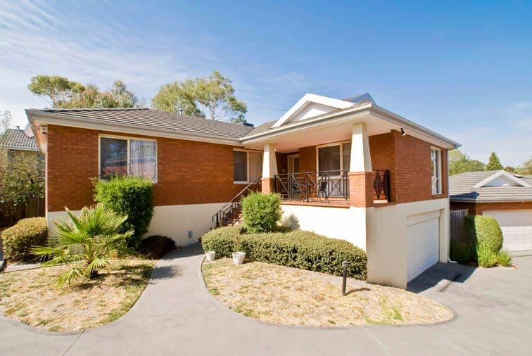 10 May Street, DONCASTER EAST VIC 3109, Doncaster East - Thumbnail 2