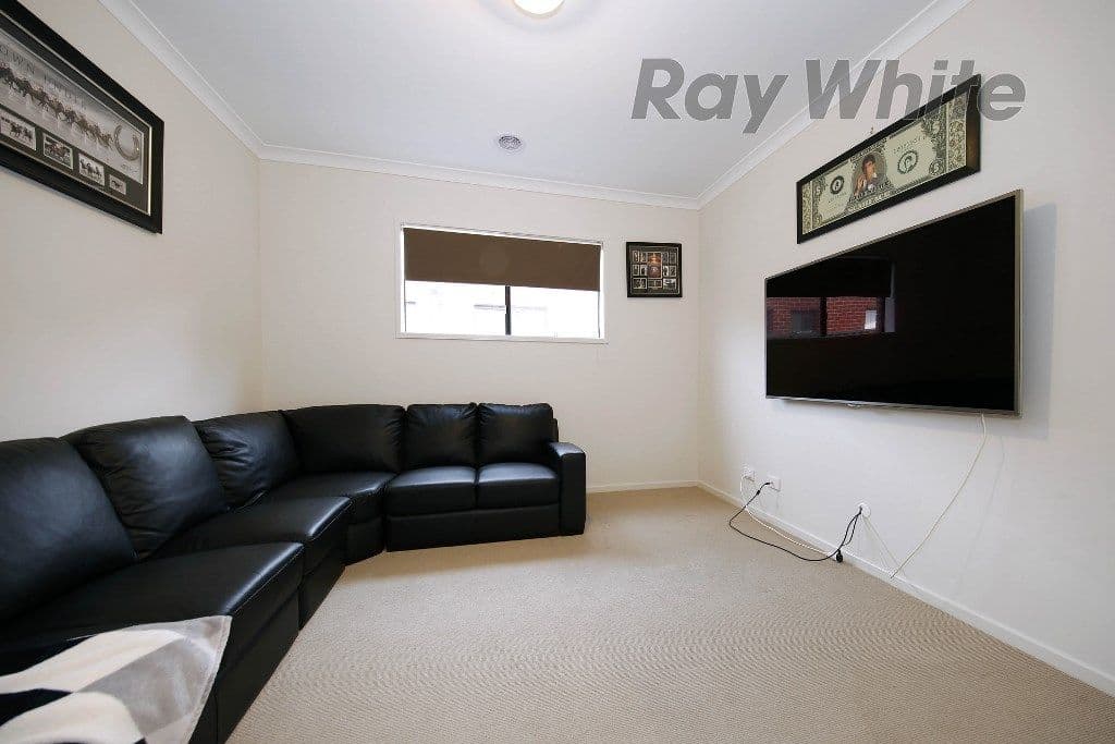 48 Cloverdale Road, Point Cook VIC 3030, Point Cook - Thumbnail 4
